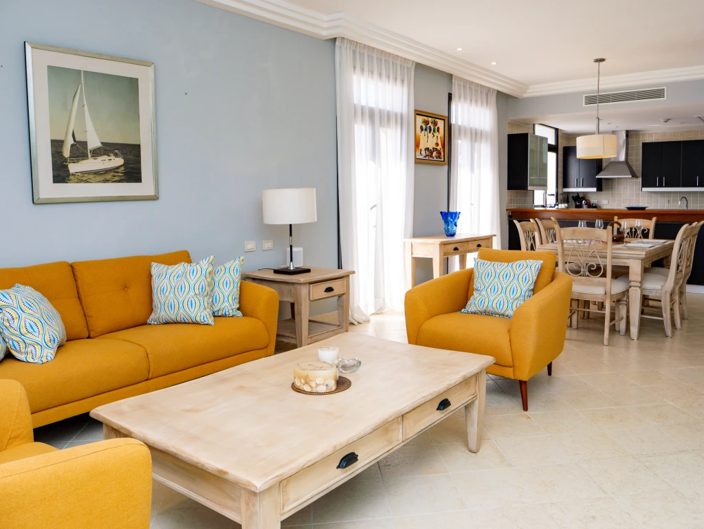 Grand Coastal Poolside Suite with Ocean Views - Image 54