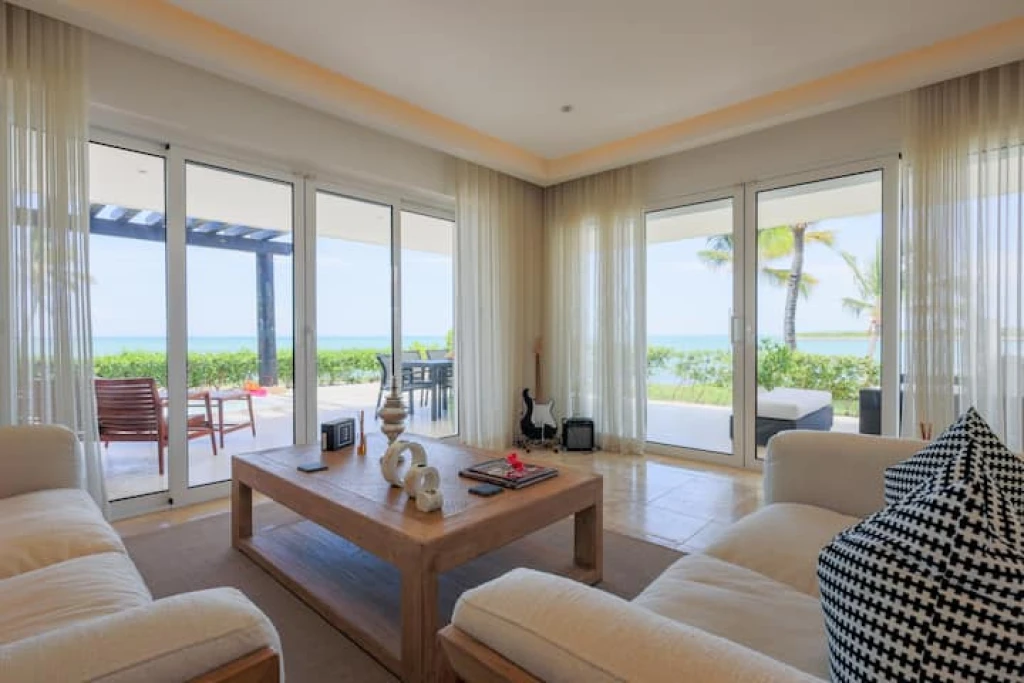 Punta Palmera's Premier Vacation Residence - Image 30