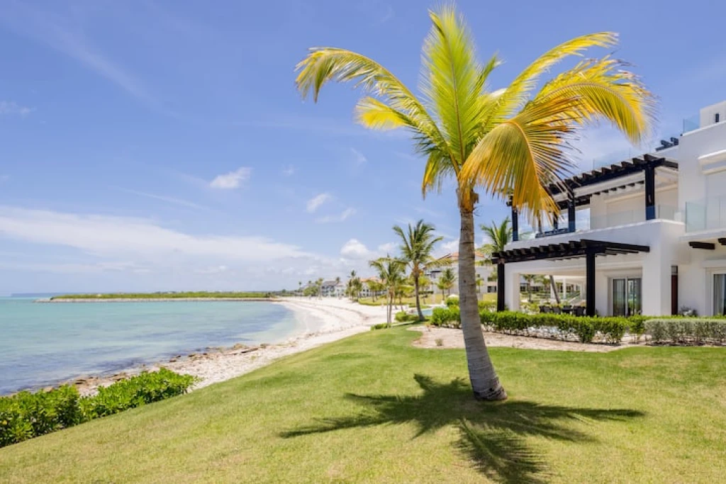 Punta Palmera's Premier Vacation Residence - Image 32