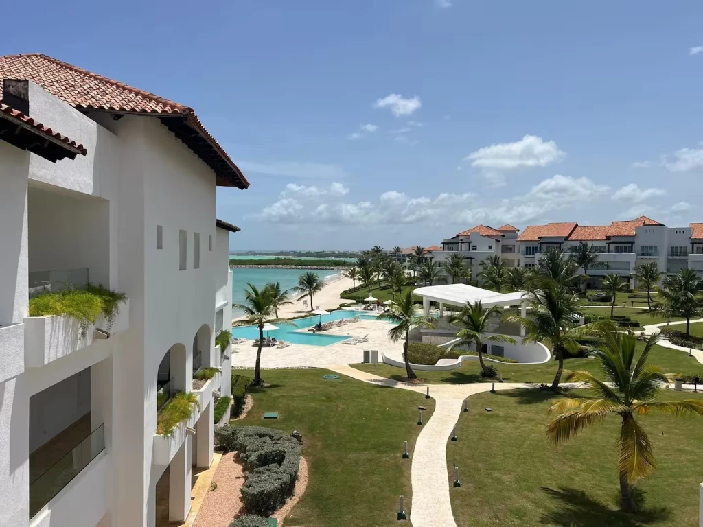 Premium One-Bedroom Loft Resort Condo - Image 19