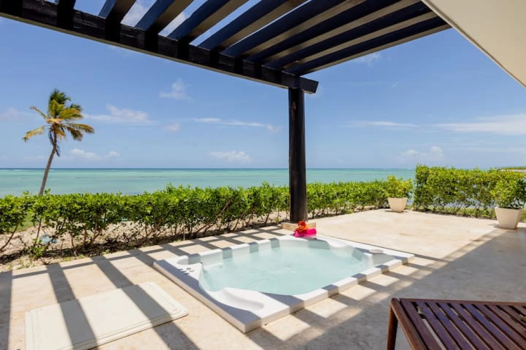 Punta Palmera's Premier One-Bedroom - Image 36