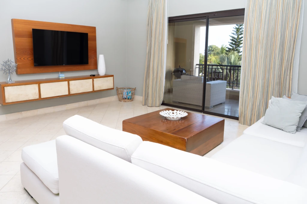 The Signature Living One-Bedroom Suite - Image 43