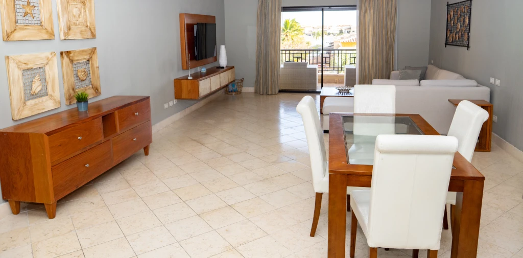The Signature Living One-Bedroom Suite - Image 40