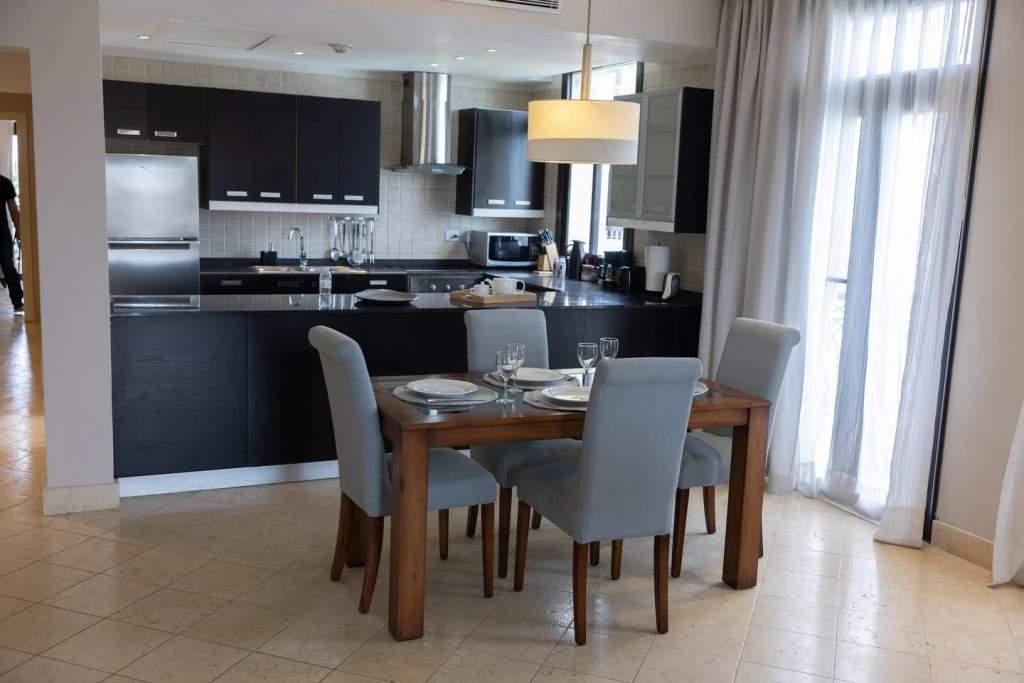 One-Bedroom Resort Condo with Ocean View - Image 6
