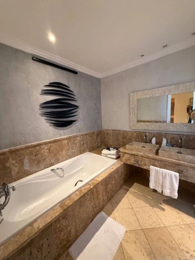 One-Bedroom Resort Condo with Ocean View - Image 13